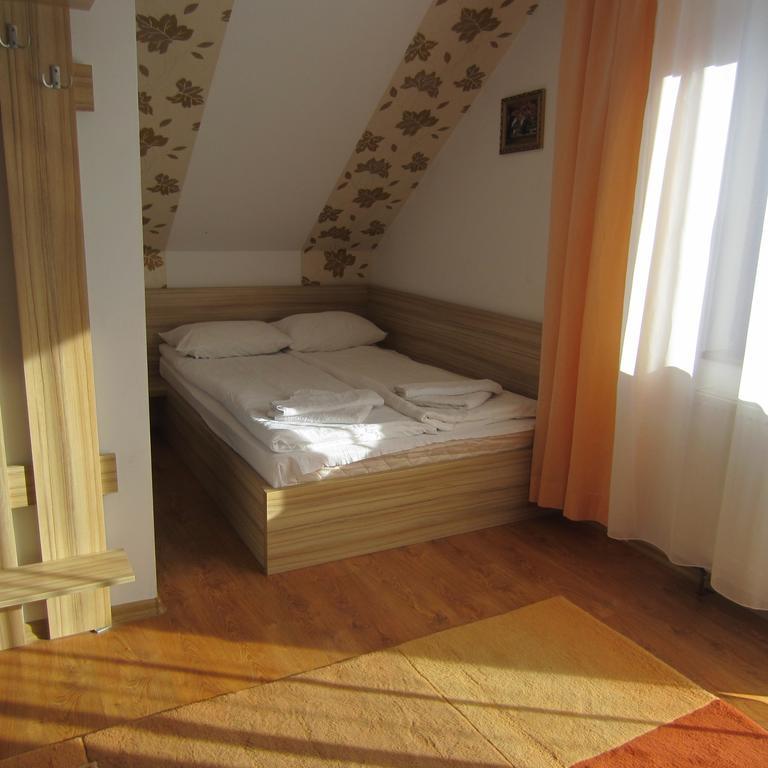 Pensiunea Alpina Casi&Spa Păltiniş Esterno foto